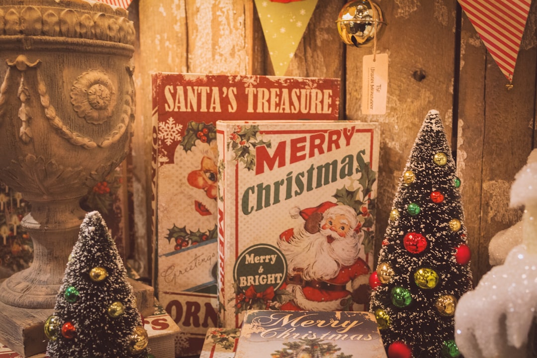 Christmas Magic Around the World: Discover New Traditions to Share with Your Family