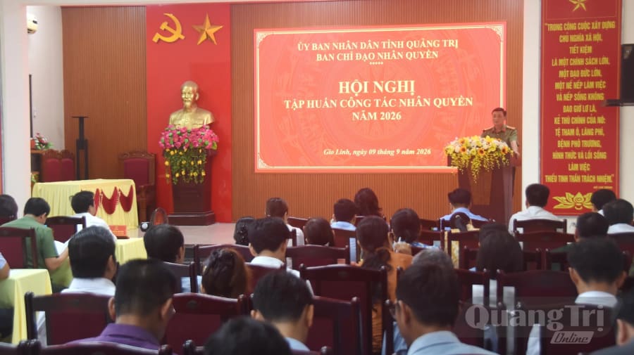 Hội nghị tập huấn công tác nhân quyền cho đội ngũ cán bộ cơ sở các xã Gio Linh, Cồn Tiên, Bến Hải - Ảnh: Đ.V