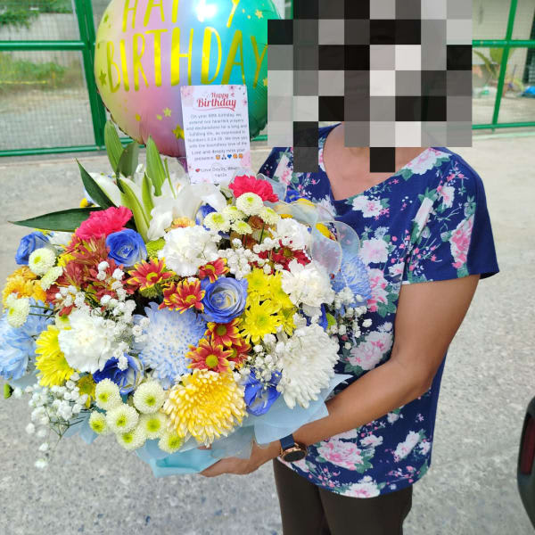 Happy Petals Basket thumbnail 2