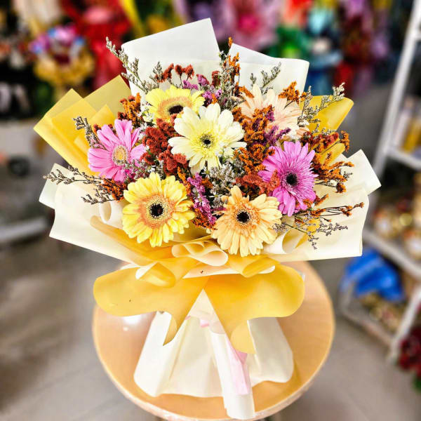 Mom’s Golden Bloom thumbnail 2