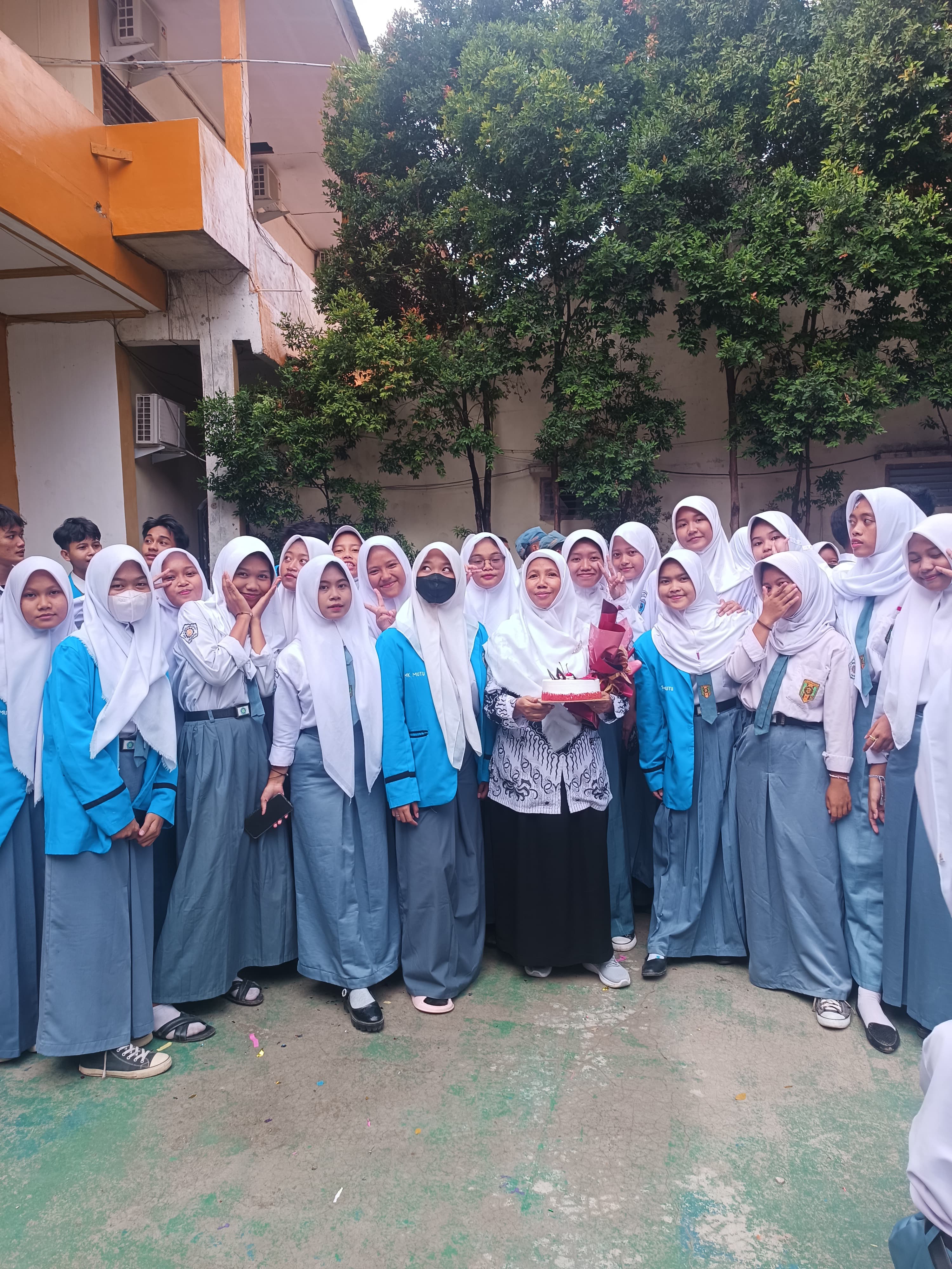 Hari Guru Kelas 10