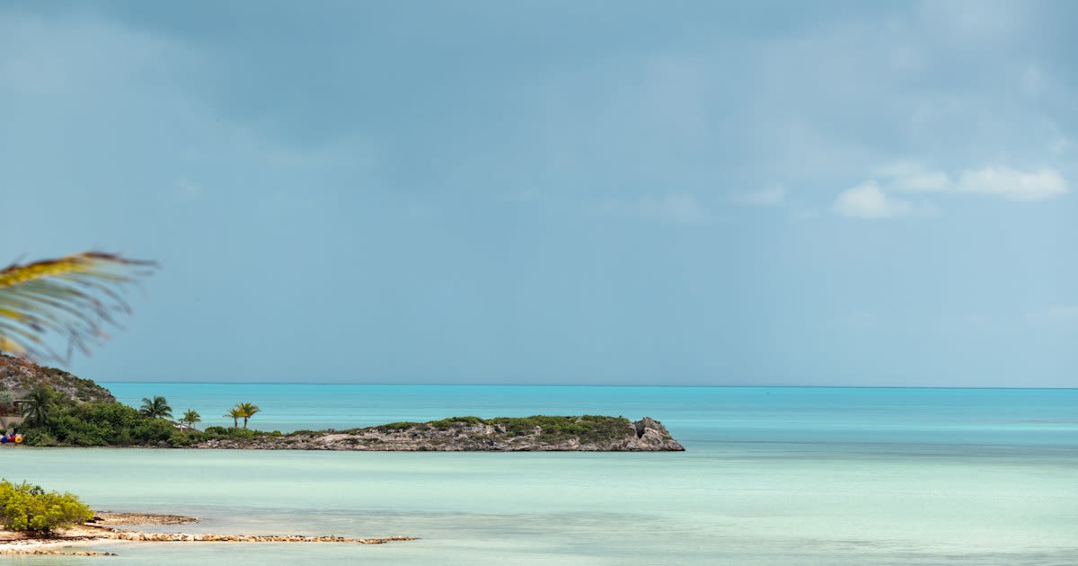 The Best Airbnbs in Turks and Caicos for Group Trips, Family Getaways, and Solo Adventures