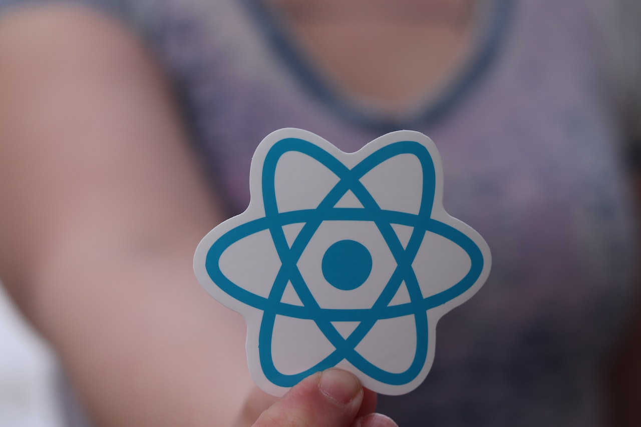 Simplifying State Management in React with MobX