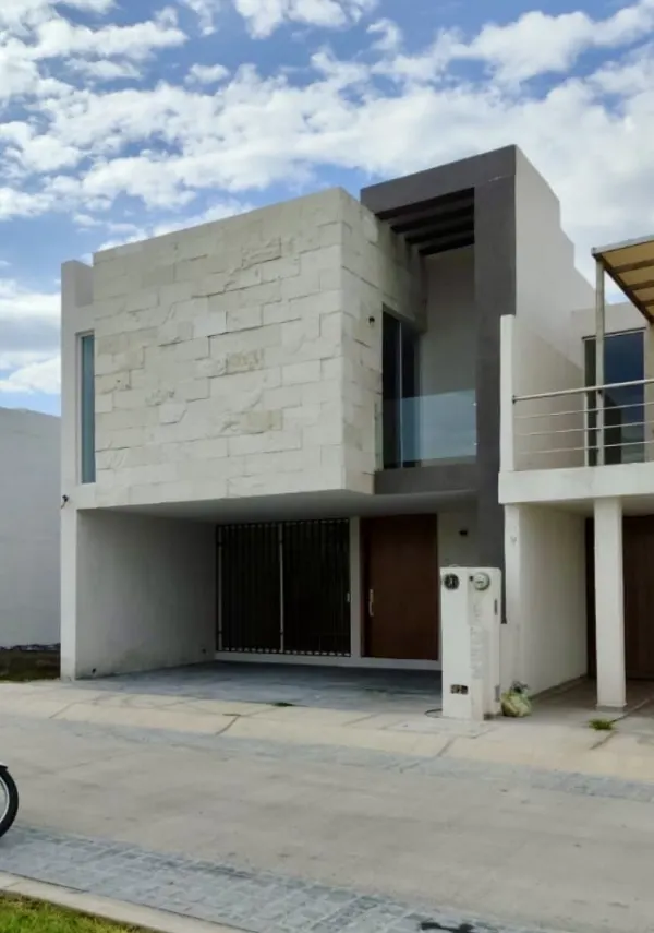 Residencia en Punta del Cielo 