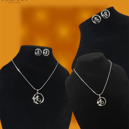Artistic Bird Motive Pendant with Earrings