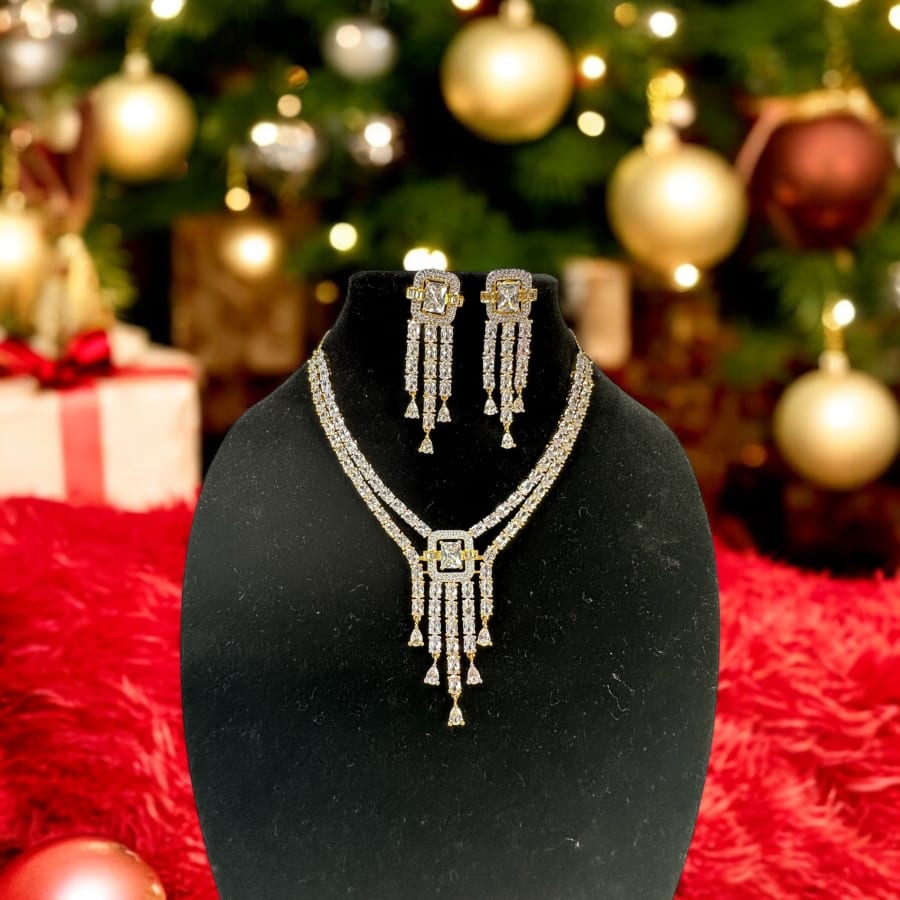 Necklace Designed by Passionate Craftsmen