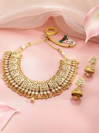 Necklaces & Chains