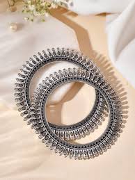 Traditional Silver Temple Kada view 2