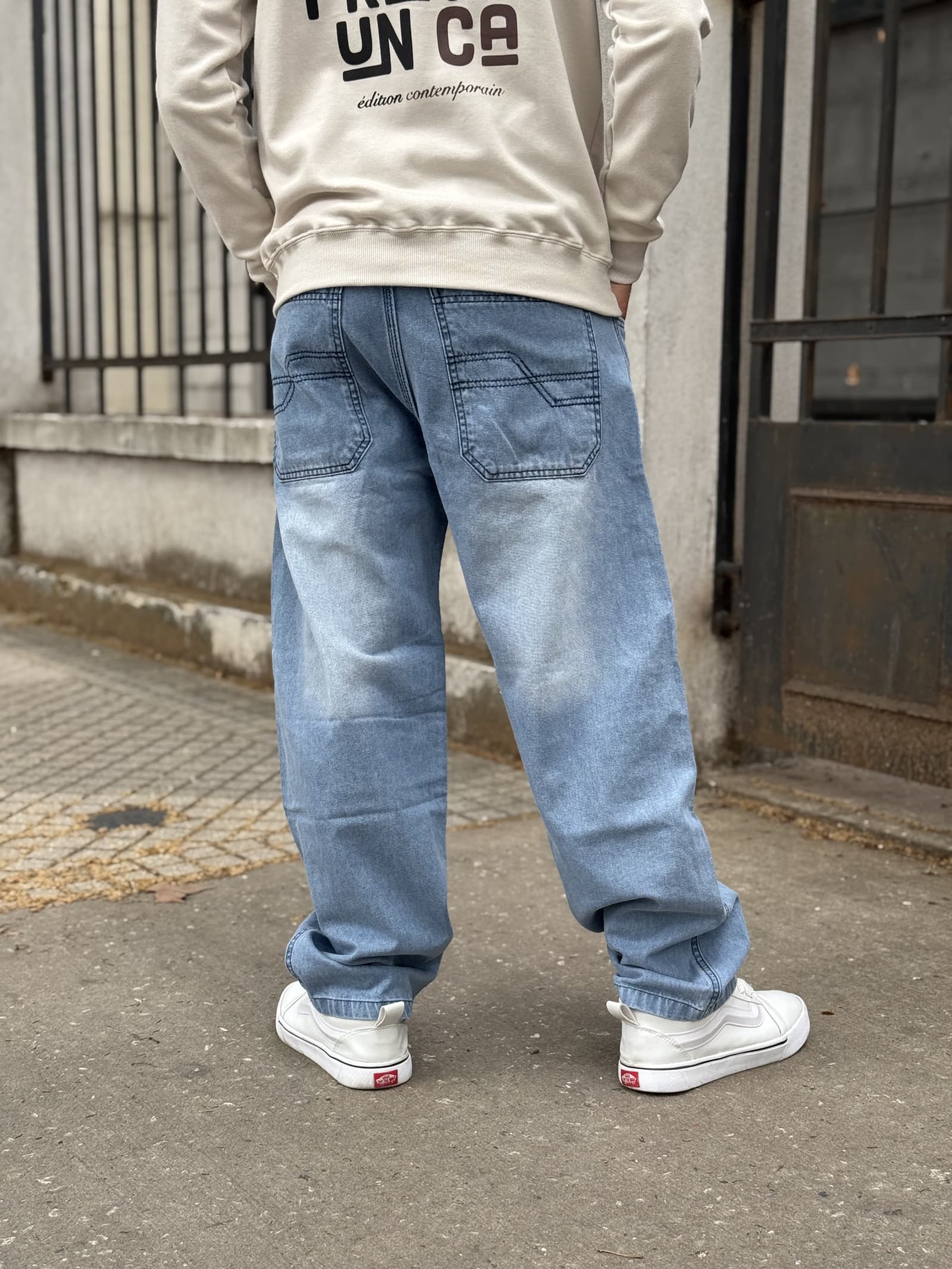 JEAN BAGGY ANDRES foto 2