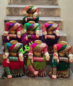Traditional Kolu Amman Doll – 15 inch