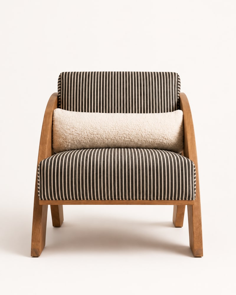 Vakra Lounge Chair
