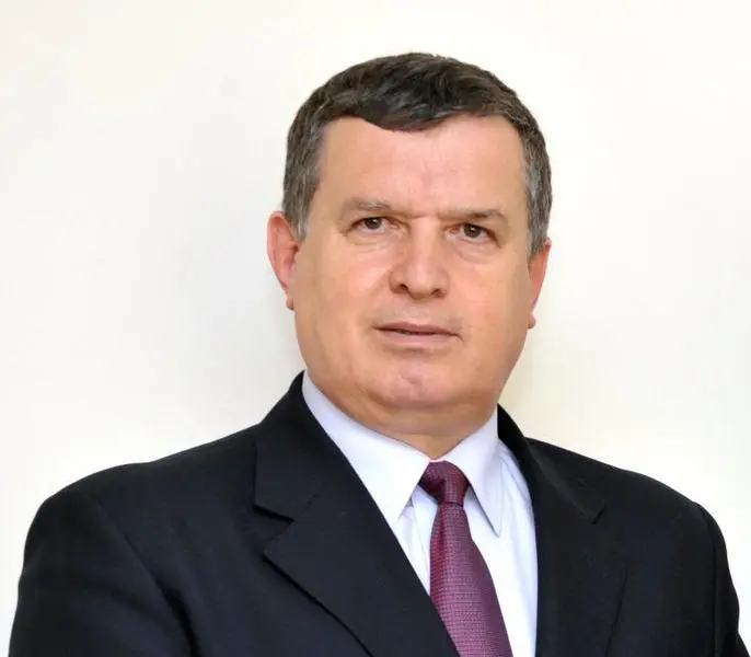 Tensiuni la Primăria Râmnicu Vâlcea: Edilul Mircia Gutău, criticat după o reacție publică privind un nou credit de 40 de milioane de lei