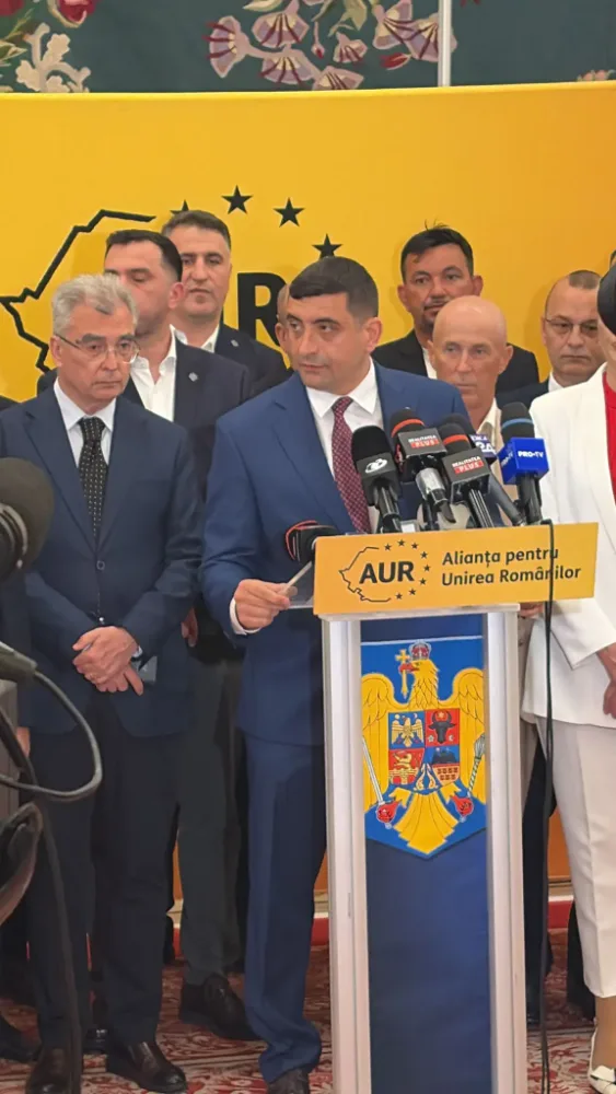 AUR condiționează votul în Parlament. George Simion: „Nu ne iluzionăm. Îi așteptăm pe Adrian Veștea și Nicușor Dan la sediul partidului”