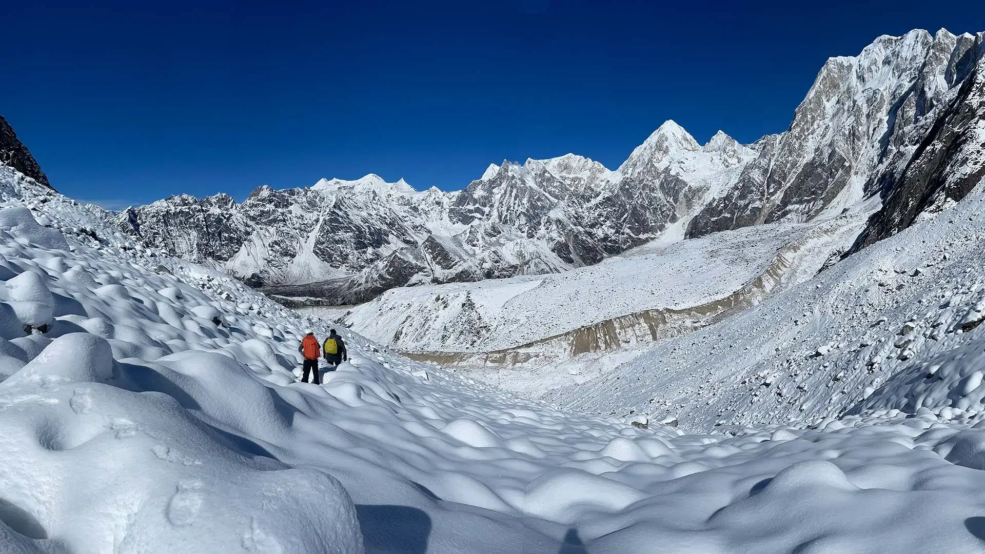 Larkya La Pass: The Complete Guide to Crossing the Manaslu Circuit's Highest Point Himalayan story