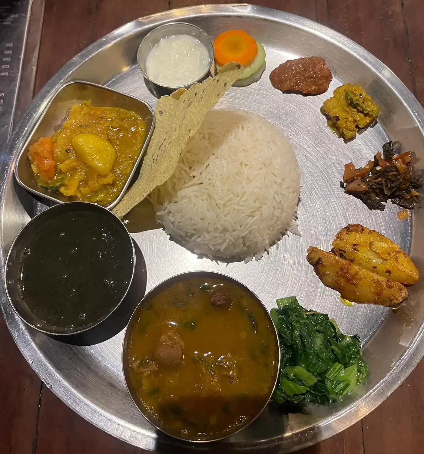 What to Eat and Drink During Long Hikes: Fueling the Trail the Right Way Himalayan story