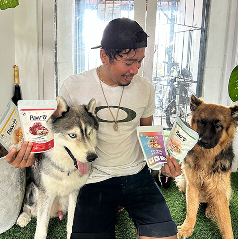 Community Dogs