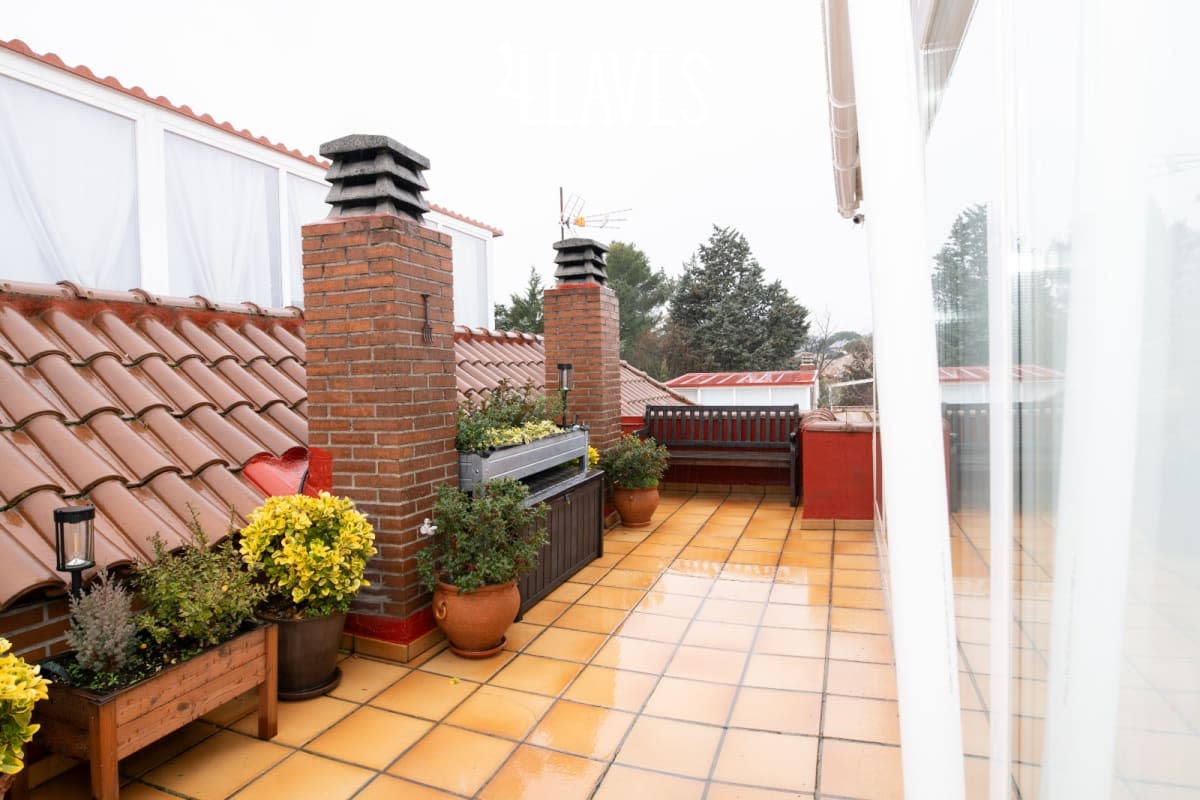 Chalet Adosado en VENTA en Calle Del Puente, Galapagar - Imagen 2