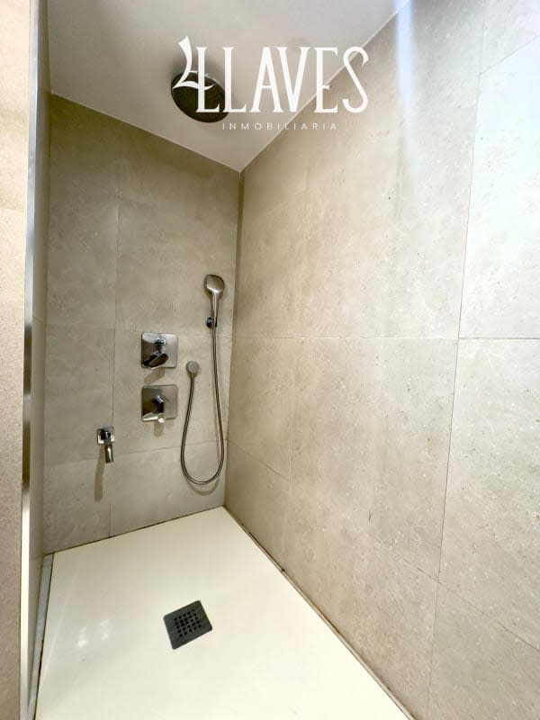 Exclusiva vivienda en Atocha, a estrenar, exterior y luminosa - Imagen 6