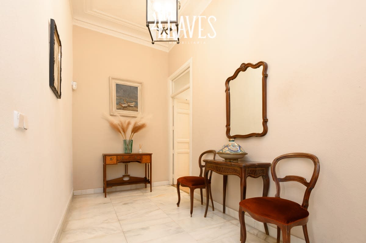 Alquiler temporal exclusivo | Espectacular vivienda de 210 m² - Imagen 1
