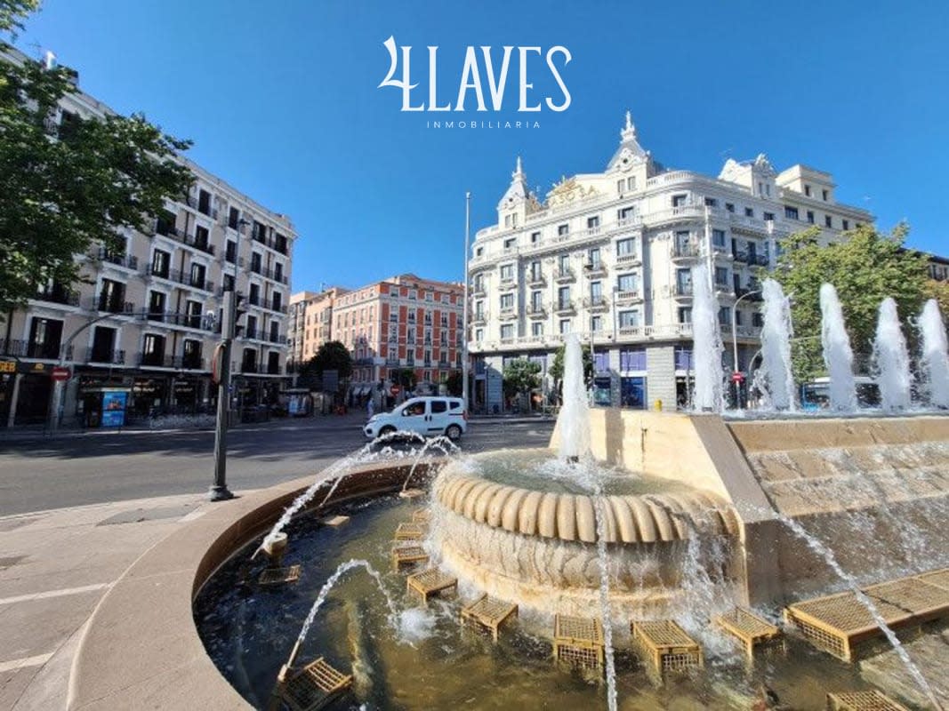 Alquiler de Larga Estancia en Calle del Espíritu Santo (Malasaña) - Imagen 8