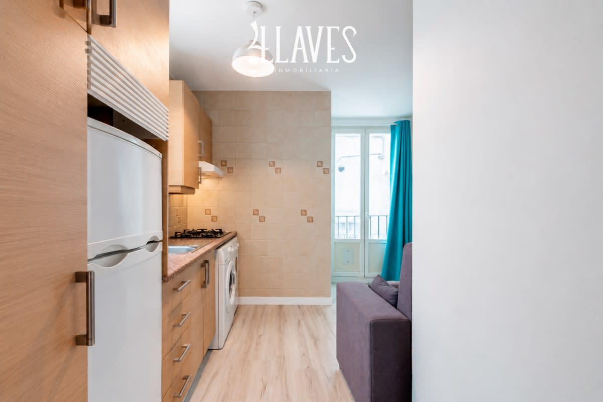 Piso en venta en Calle del Salitre 29, Madrid - Imagen 3