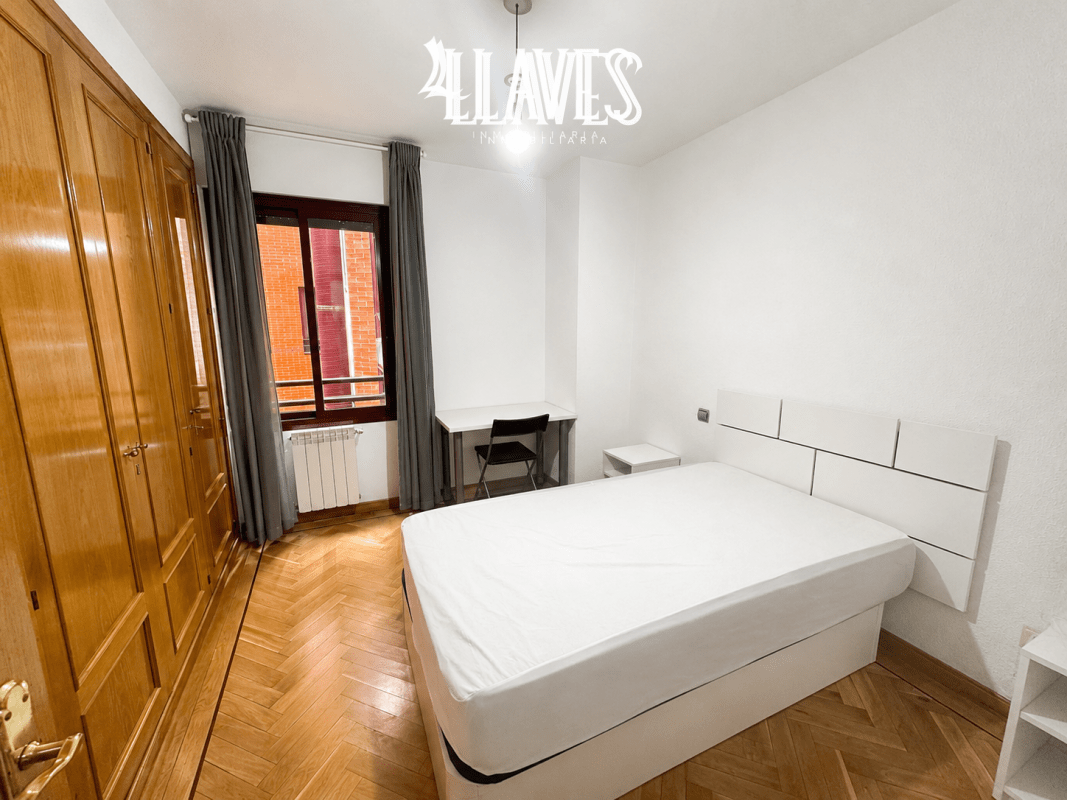 Alquiler de habitaciones en Calle de los Hermanos Ruiz - Imagen 5