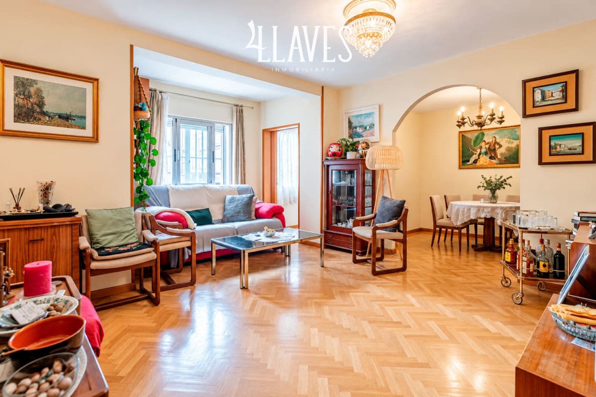Piso en Venta en Calle Santa Comba - Imagen 2