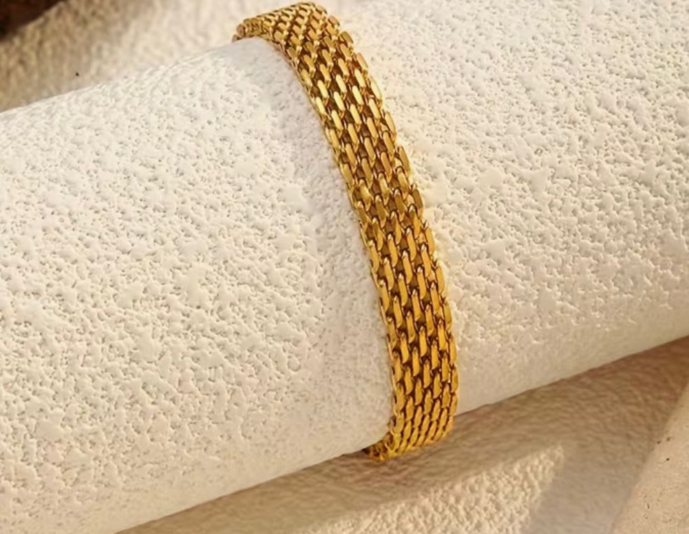 Un bracelet Acier Doré Inoxydable 316L