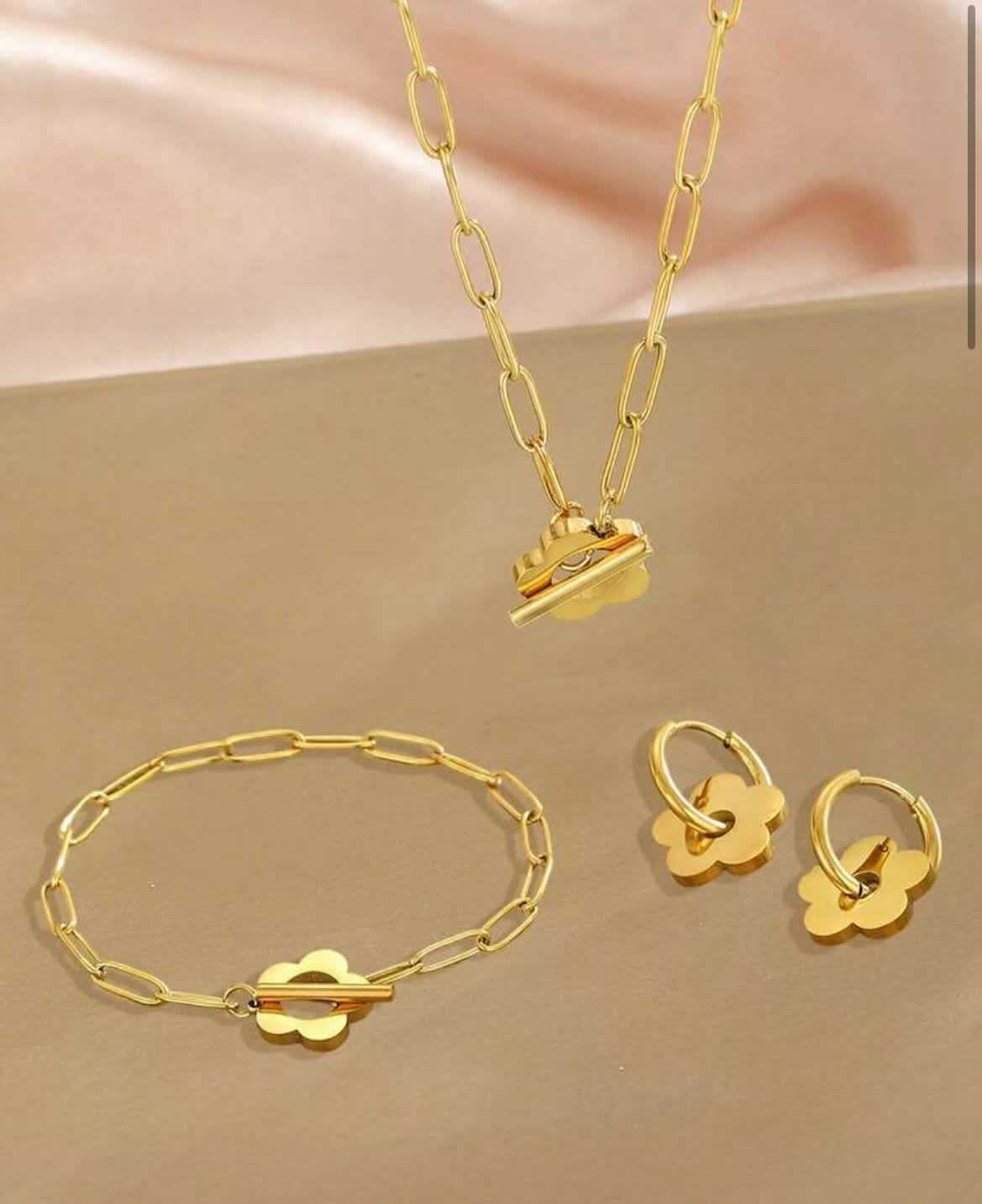 Set Collier, bracelet et boucles d'oreille