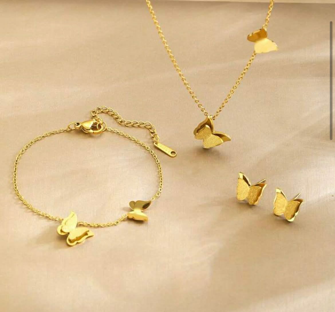 Set collier, bracelet et boucles d'oreilles papillon : REF02