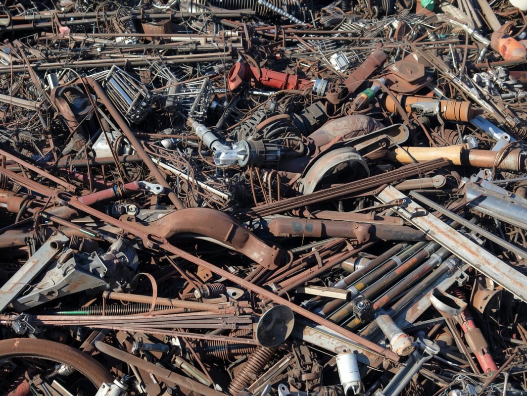 شراء المعادن الخردة