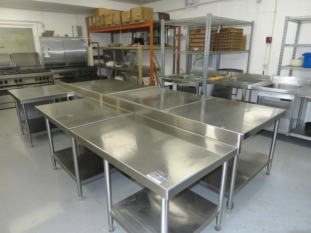 بيع معدات مطاعم مستعملة حراج