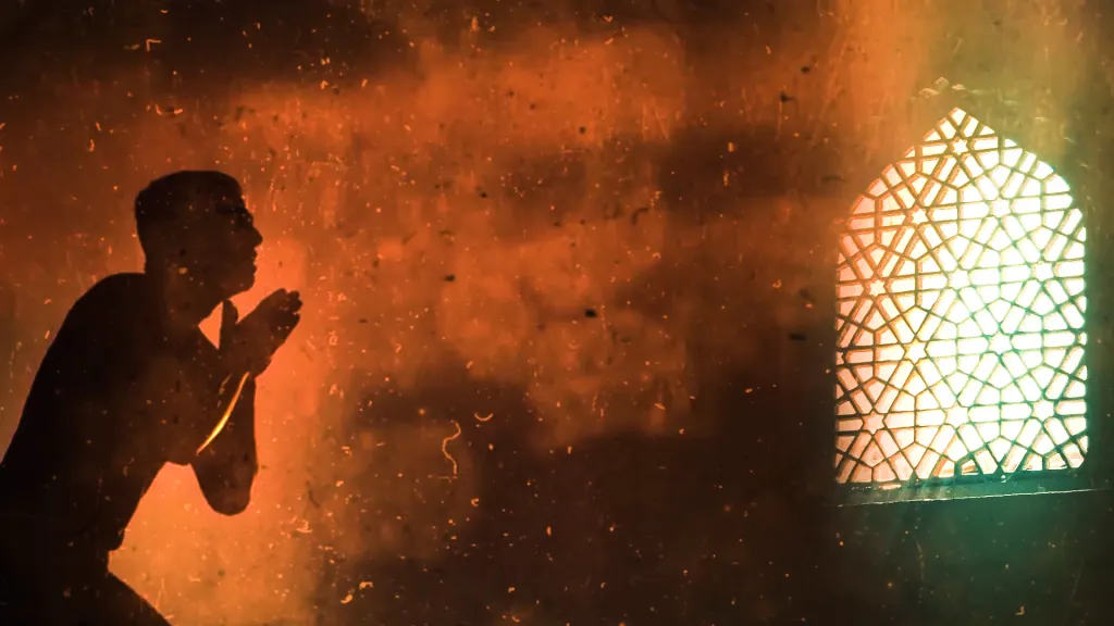 بانگِ درا 117: مسلم از علامہ اقبال مع حلِ لغات و تشریح