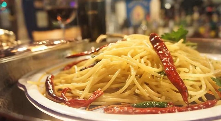 Naples 15 has gained popularity for serving contemporary authentic Italian food in the best sense.