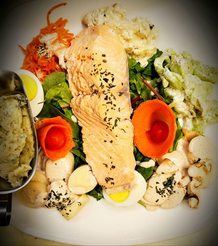 Le Refuge Restaurant is considered to be one of the most iconic restaurants near me in Alexandria when one mentions French cuisine