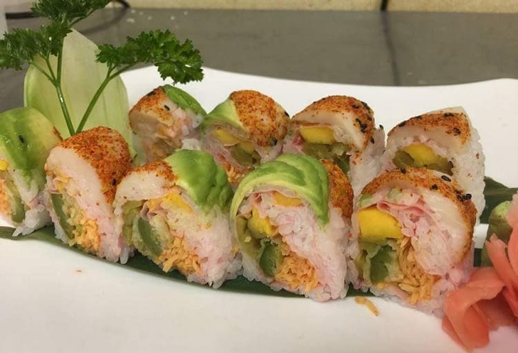 Hayashi has the most impeccable sushi and sashimi selections that also come in food box meal