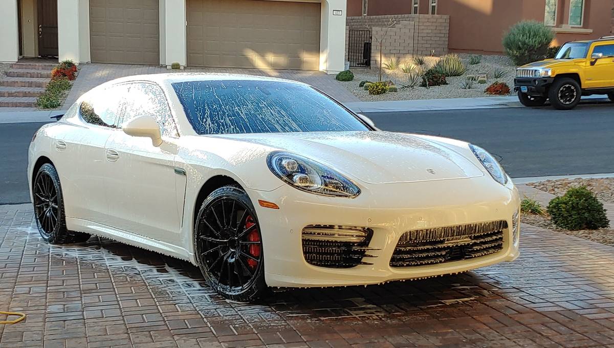 2015 Porsche Panamera Turbo