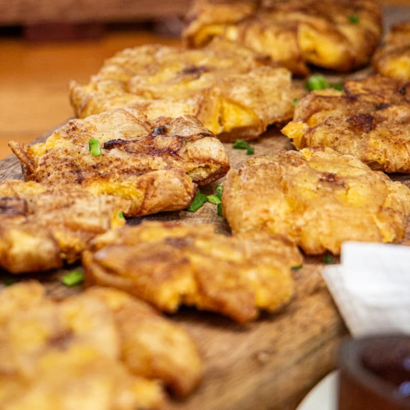 Tostón al ajillo