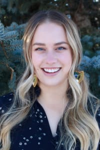 Dr. Manoo and Jean Gurjar Award: Dr. Nique Seper