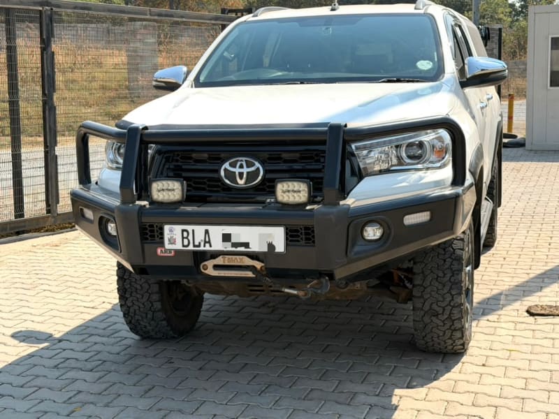 Toyota Hilux Legend 50