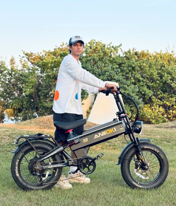 Aniioki A8 Pro Max showing leisure riding, dirt trail usage, urban commuting and daily errand trips