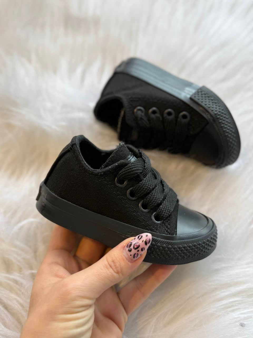Converse Lona Black Black