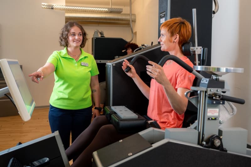 Gezielte Rückentherapie an der MedX LE bei Gerber Training Bochum