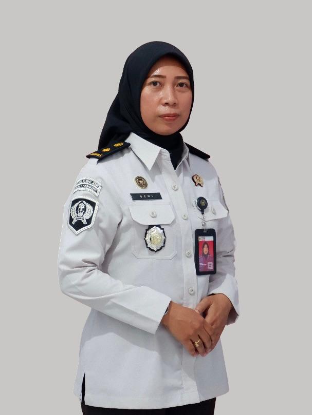 Dewi Umbarawati, S.H.