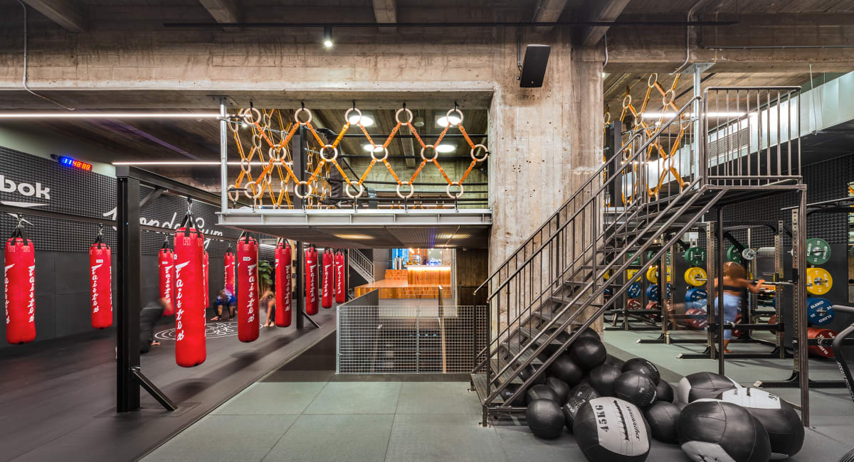 eh9tr3owvwdmxsunpiex - Hero Foto Vondelgym Oost Amsterdam 0