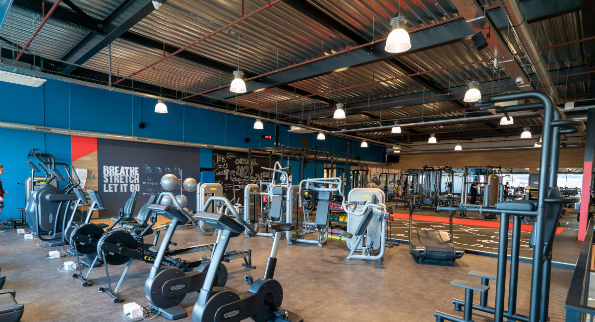 pwrsojafcttwx8nkyccy - Hero Foto Jetts Tilburg 24 Hour Fitness Tilburg 0