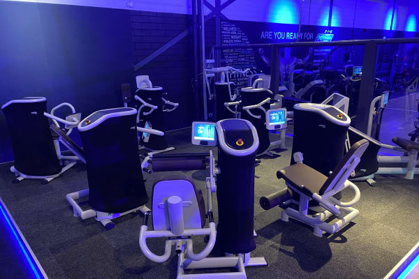 smnh408p7x3ijiumtijy - Foto Fitness 365 Amsterdam 2