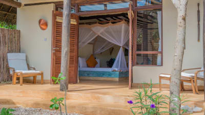 Sunshine Marine Lodge
