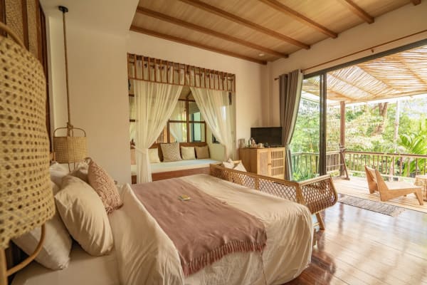 Tropisk villa med privat pool