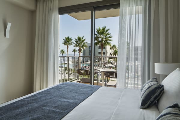 Junior Suite med delvis havudsigt
